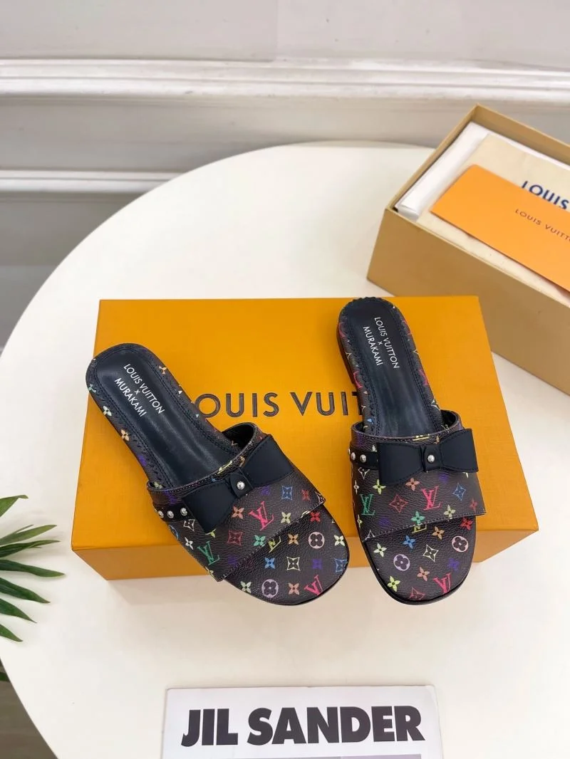 Compact Louis Vuitton Slippers 32186