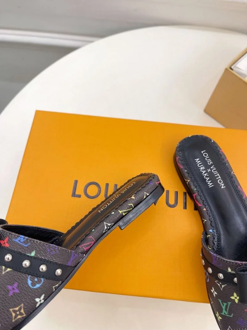 Compact Louis Vuitton Slippers 32186