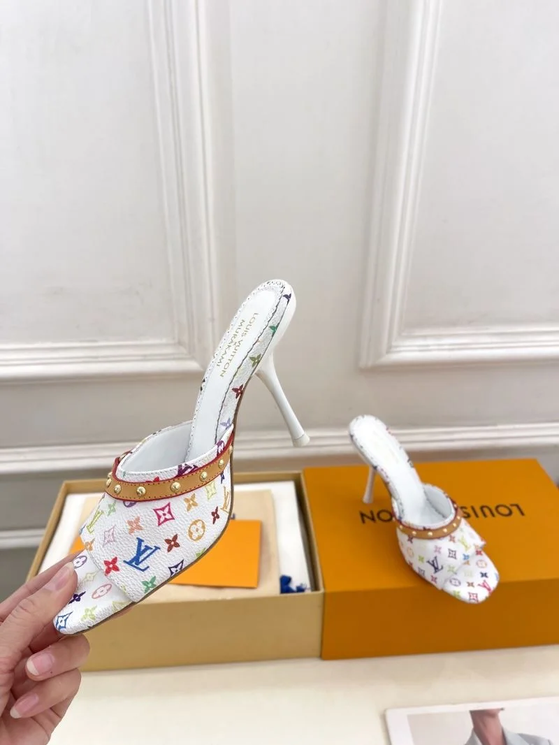 Louis Vuitton Slippers MultiPurpose 32200