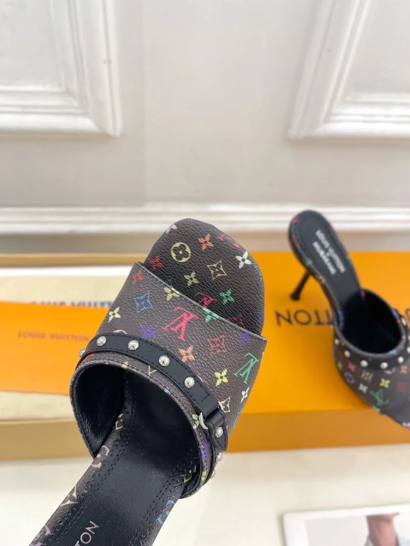 Casual Louis Vuitton Slippers 32204