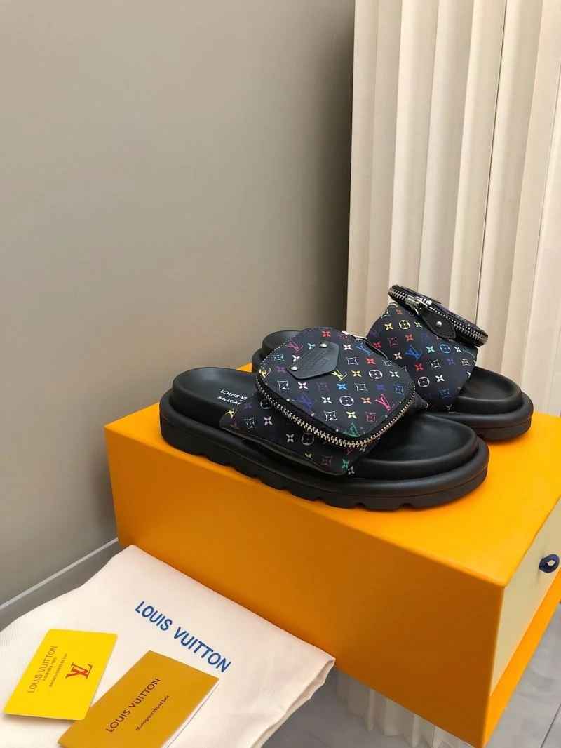 Lightweight Louis Vuitton Slippers 32206