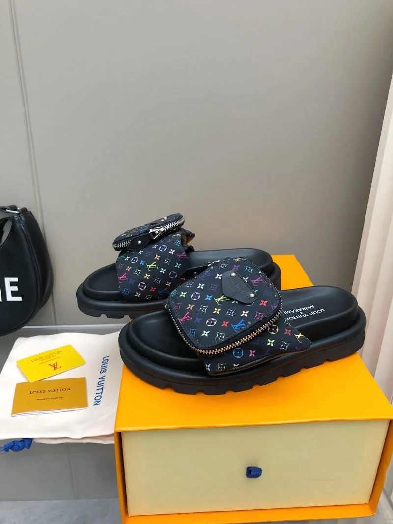 Lightweight Louis Vuitton Slippers 32206