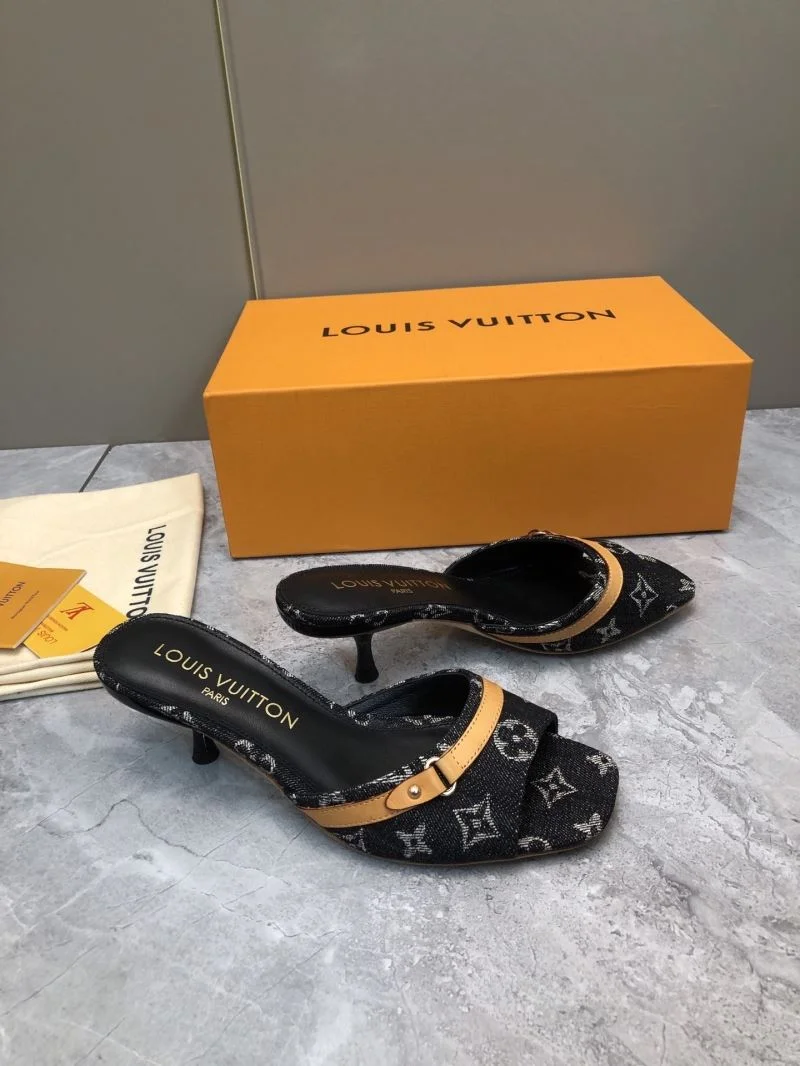 Sleek Louis Vuitton Slippers 32199