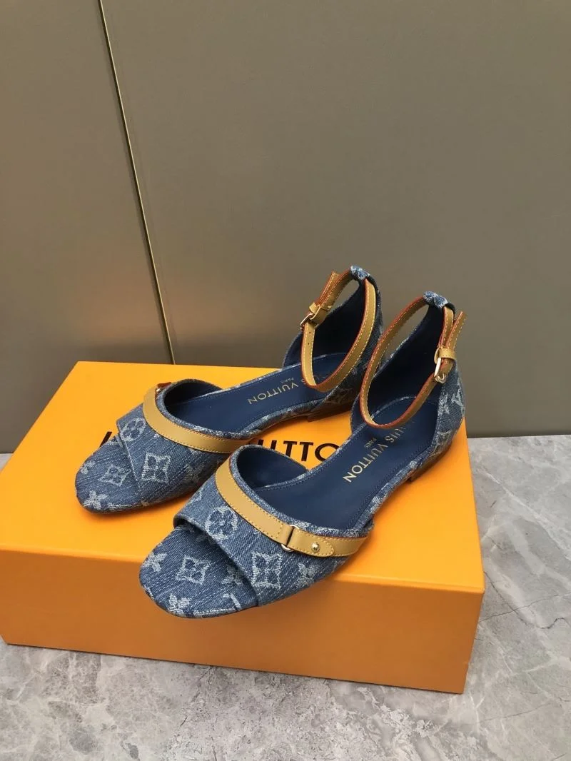 Casual Louis Vuitton Slippers 32196