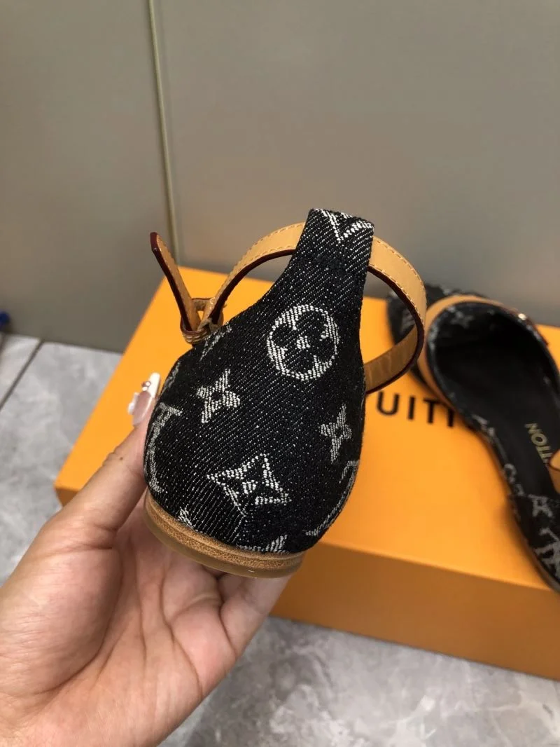 Soft Louis Vuitton Slippers 32182