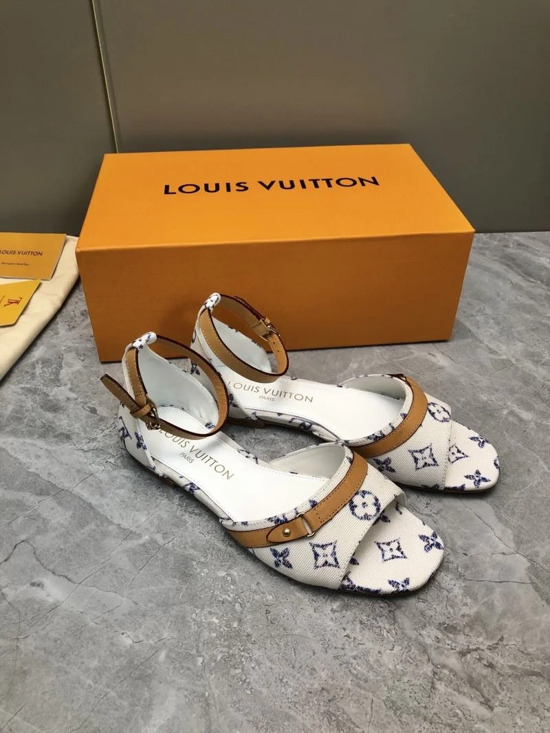 Louis Vuitton Slippers Chic 32185