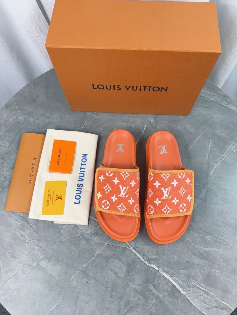 TechFriendly Louis Vuitton Slippers 32180