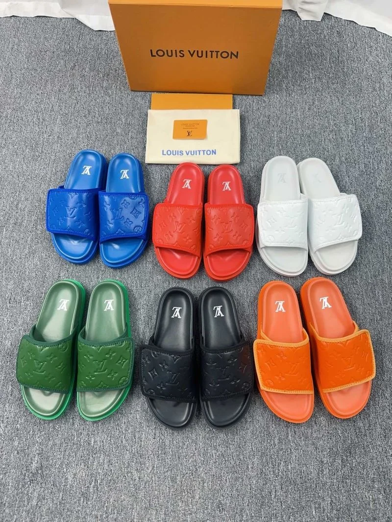Sleek Louis Vuitton Slippers 32171