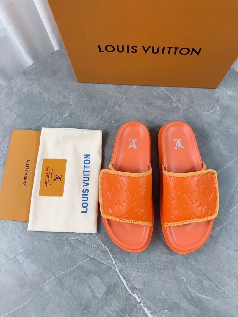 Sleek Louis Vuitton Slippers 32171