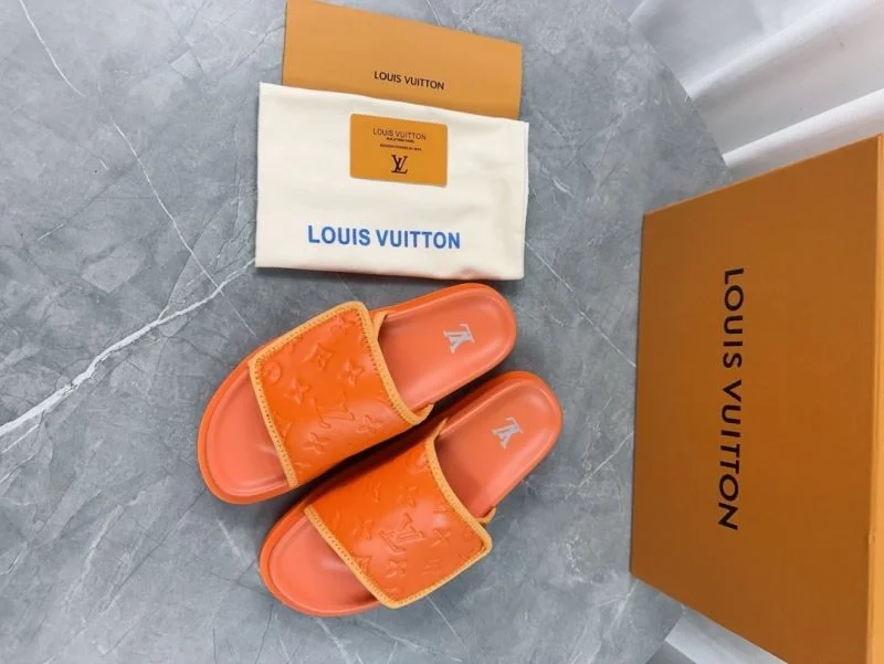 Sleek Louis Vuitton Slippers 32171