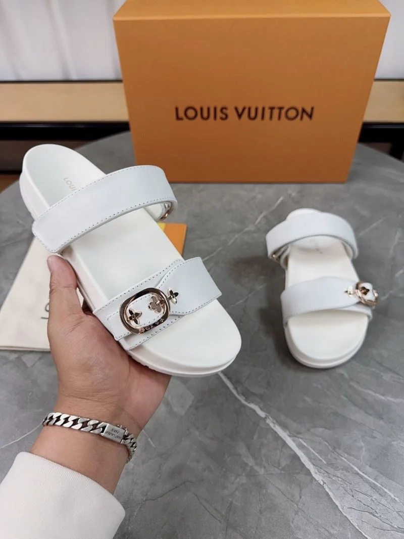 Louis Vuitton Slippers Elegant 32167