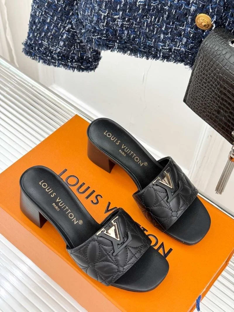 FreshLook Louis Vuitton Slippers 32145