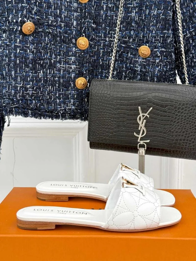 Fashionable Louis Vuitton Slippers 32163