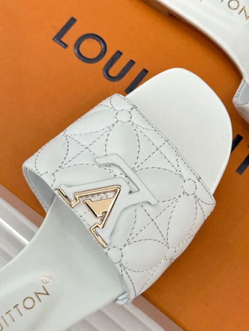Fashionable Louis Vuitton Slippers 32163