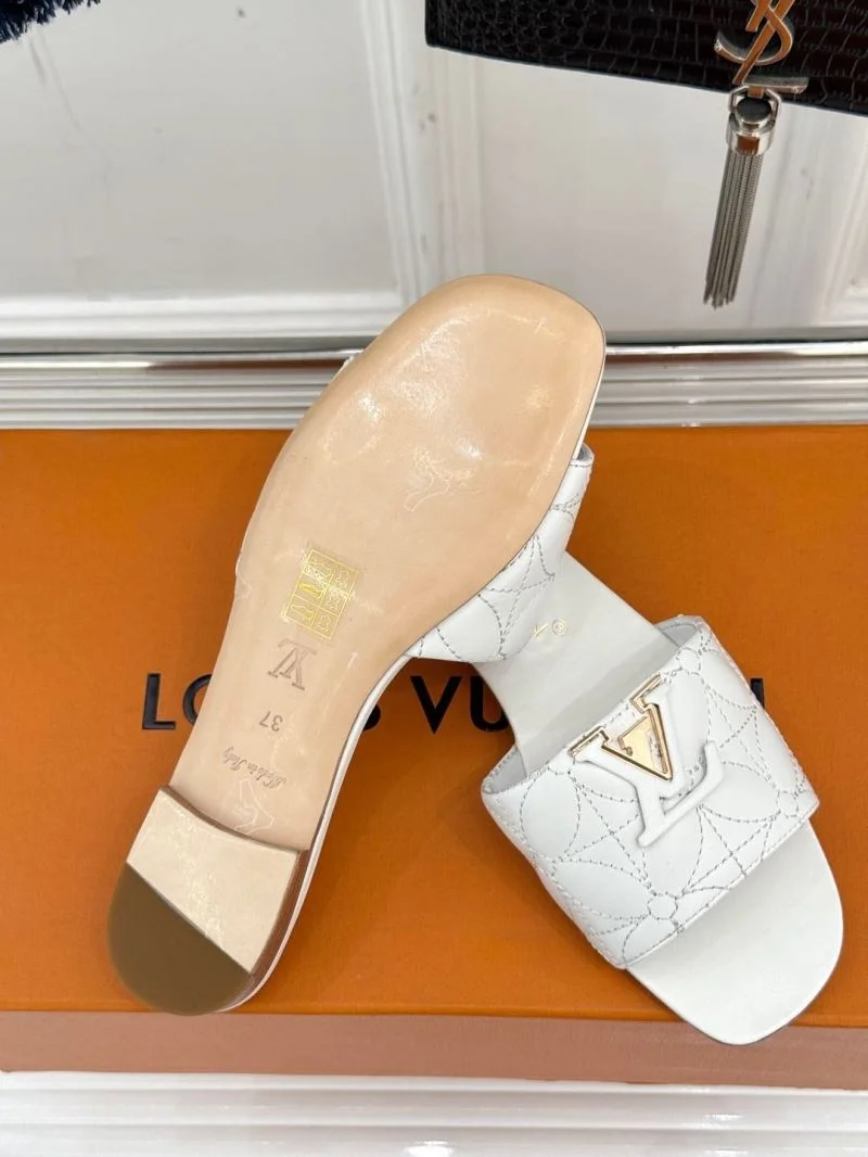 Fashionable Louis Vuitton Slippers 32163