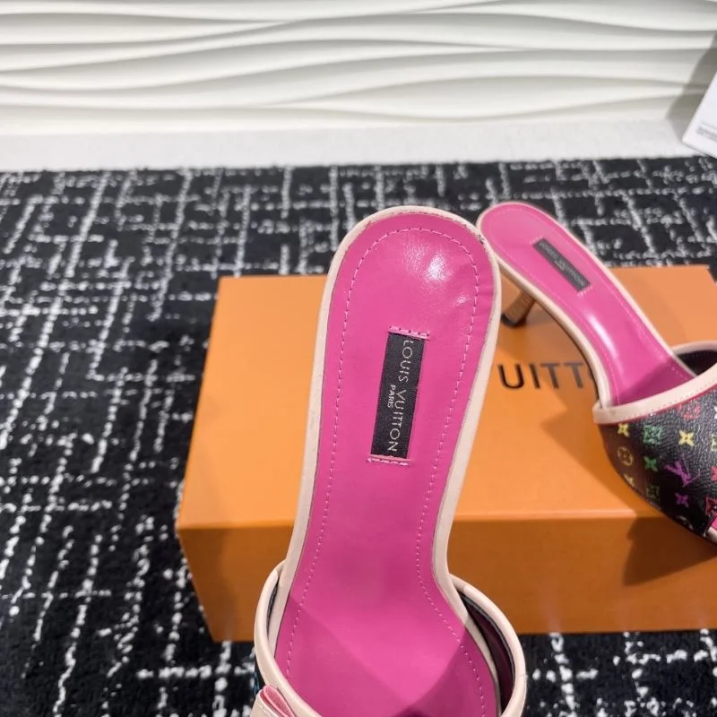 OnTrend Louis Vuitton Slippers 31851
