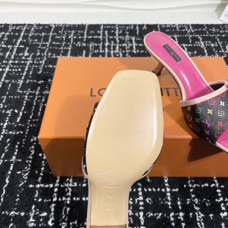 OnTrend Louis Vuitton Slippers 31851