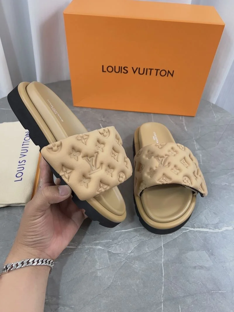 Louis Vuitton Slippers Compact 31844