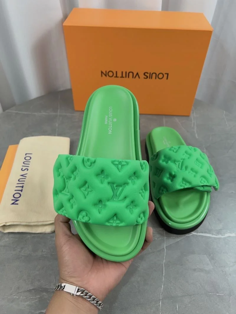 EasyMatch Louis Vuitton Slippers 31822