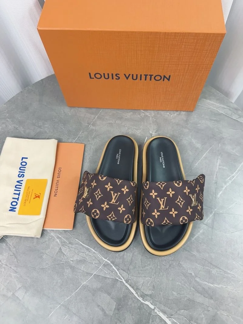 Louis Vuitton Slippers Refined 31831