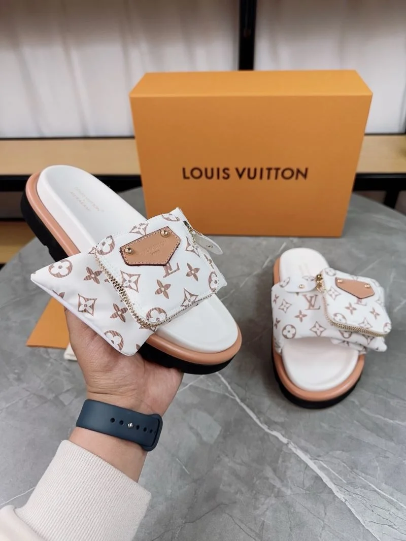 Breathable Louis Vuitton Slippers 31838