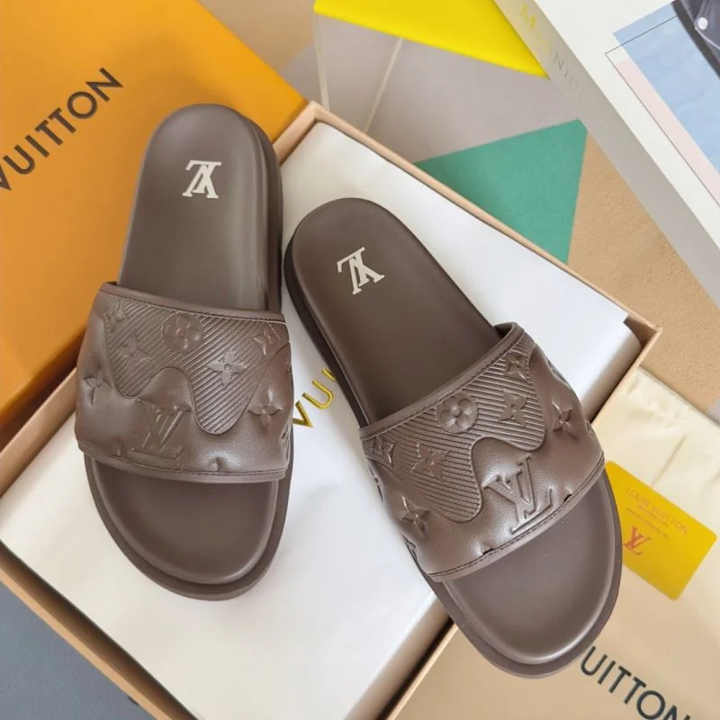 Louis Vuitton Slippers Functional 31816
