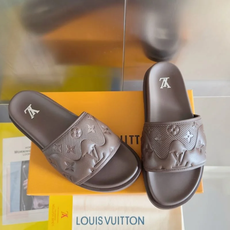 Louis Vuitton Slippers Functional 31816