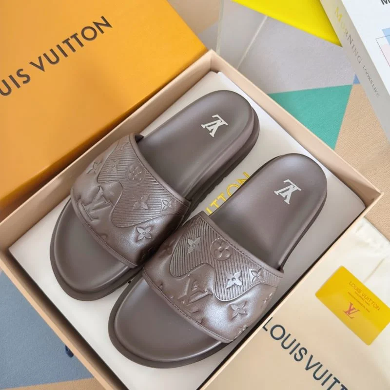 Louis Vuitton Slippers Functional 31816