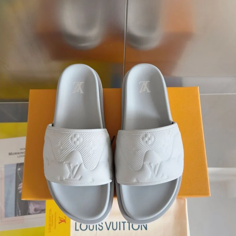 Upgraded Louis Vuitton Slippers 31817