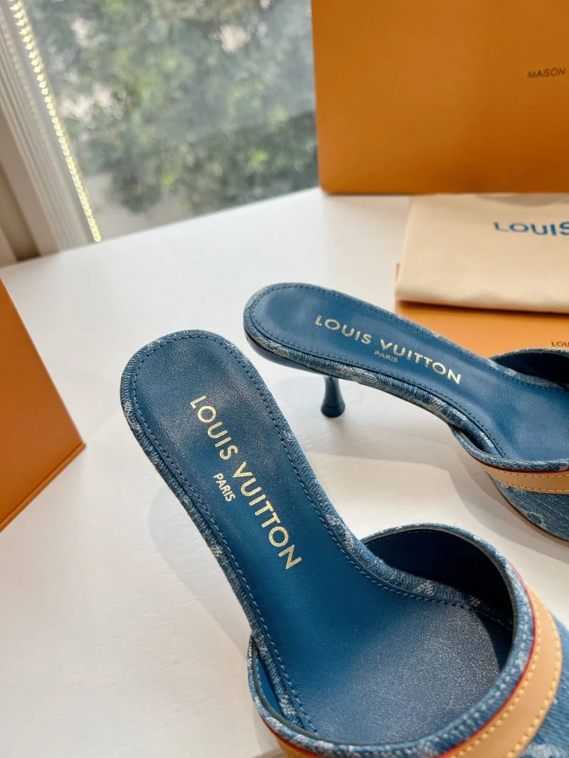 Effortless Louis Vuitton Slippers 31826