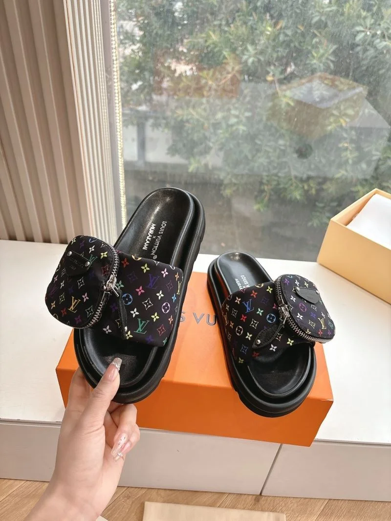 Durable Louis Vuitton Slippers 31825