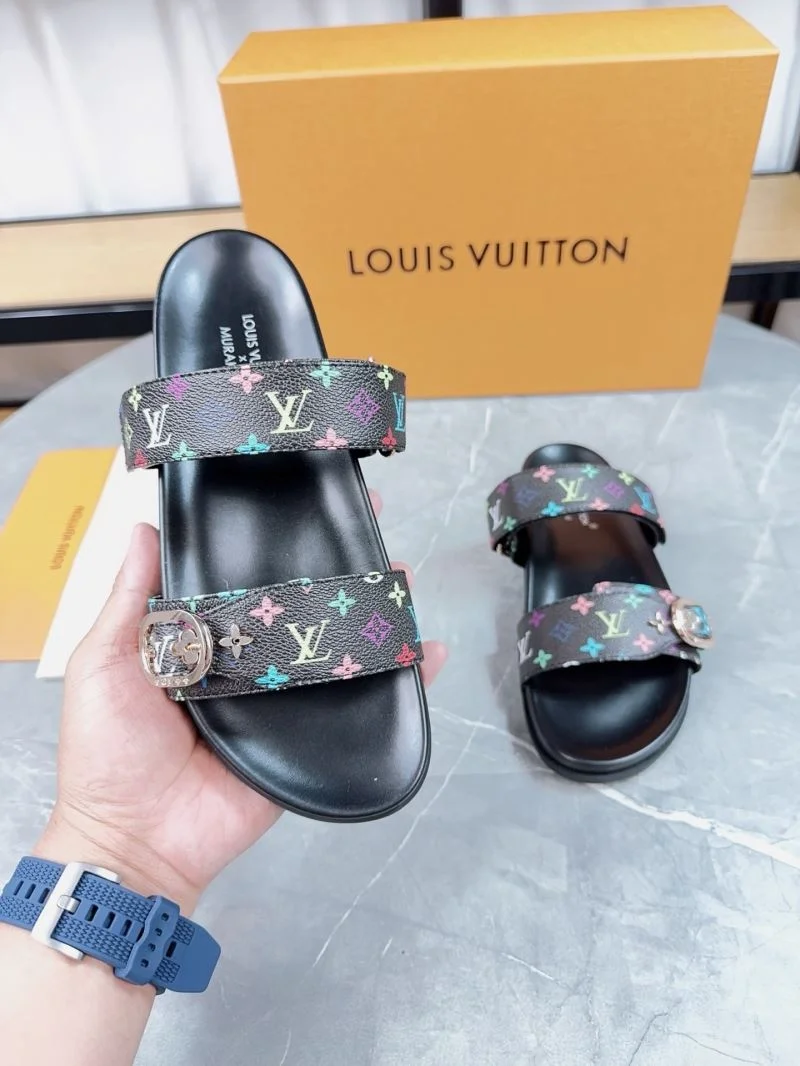EyeCatching Louis Vuitton Slippers 31827