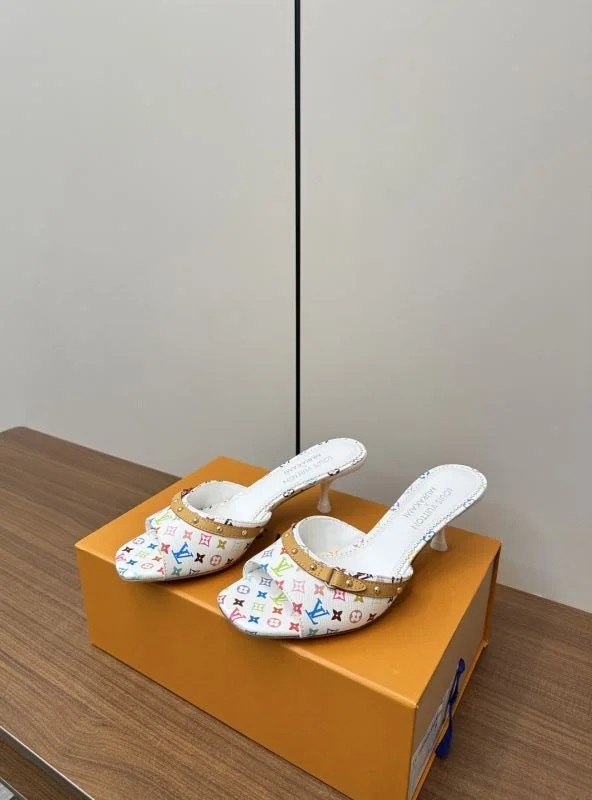 ZipUp Louis Vuitton Slippers 31807