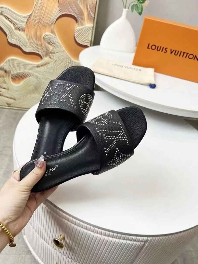 Louis Vuitton Slippers EyeCatching 31812