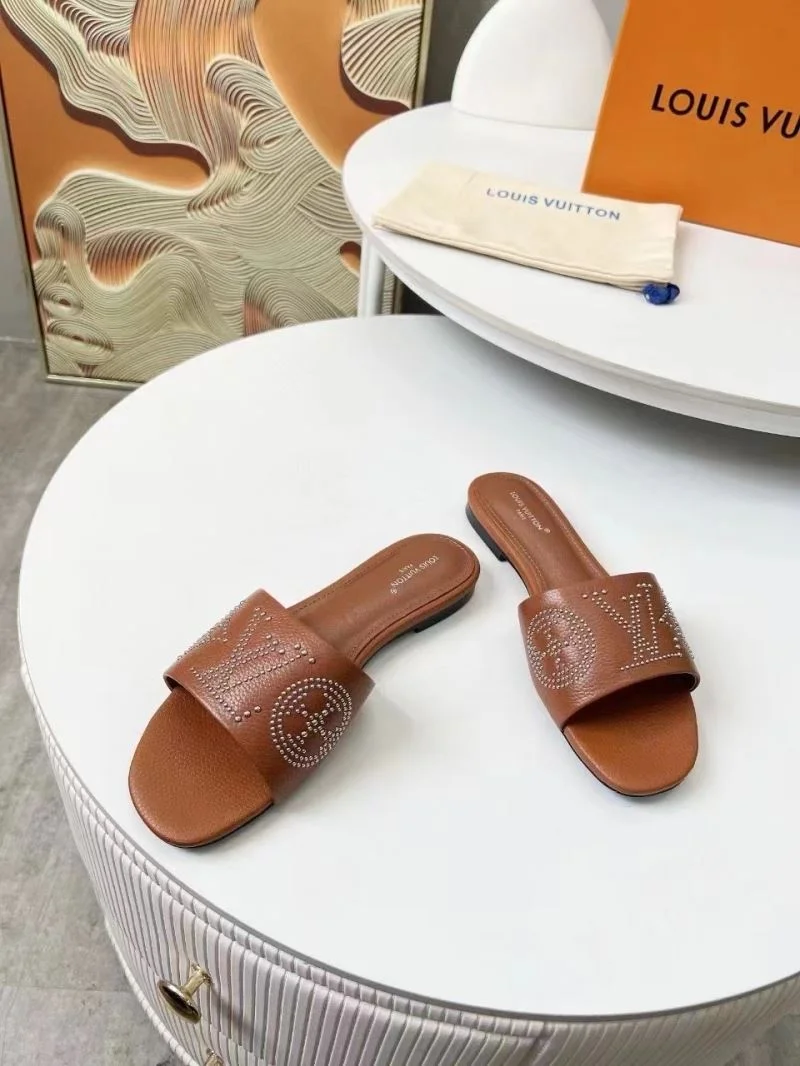 SmoothTexture Louis Vuitton Slippers 31805