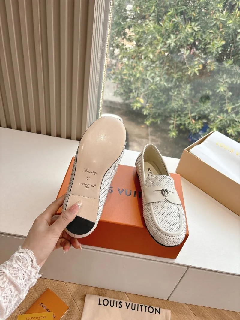 Louis Vuitton Slippers MultiPurpose 31799