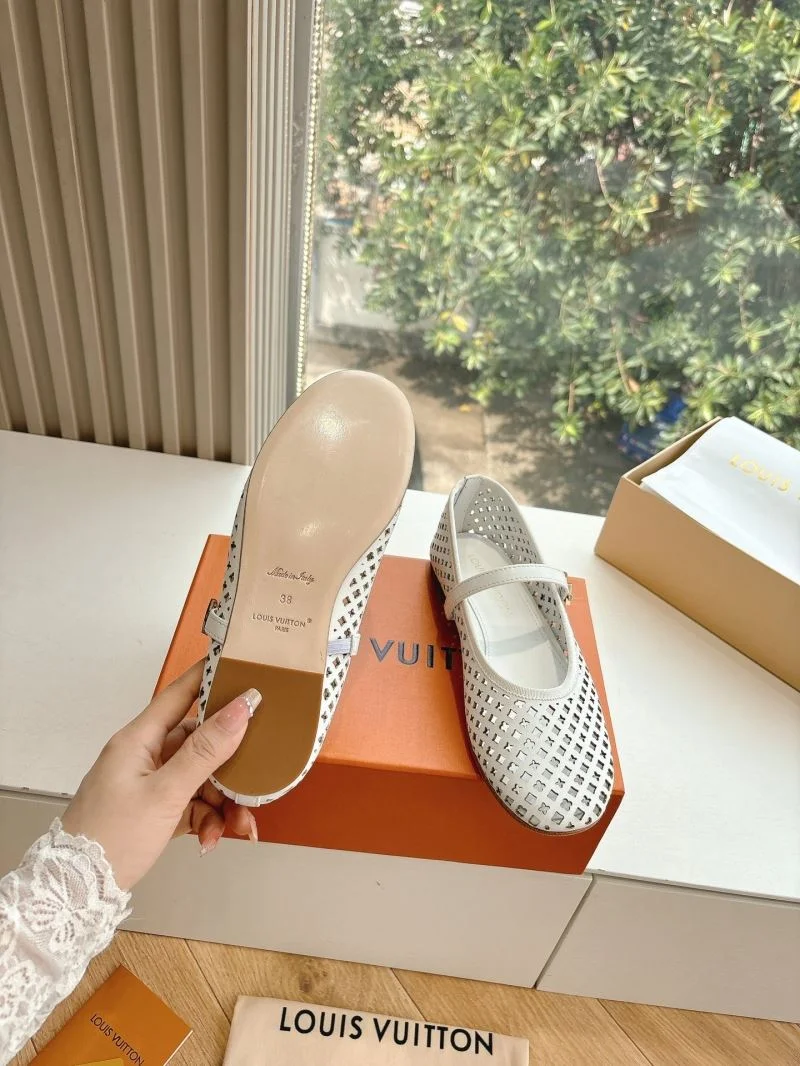 Louis Vuitton Slippers Trendy 31800