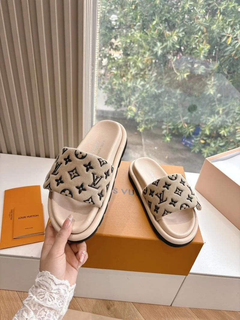 UrbanStyle Louis Vuitton Slippers 31787