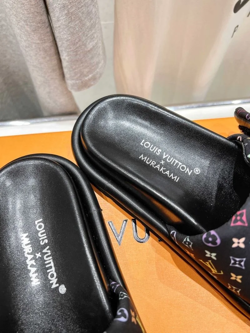 Louis Vuitton Slippers Durable 31791