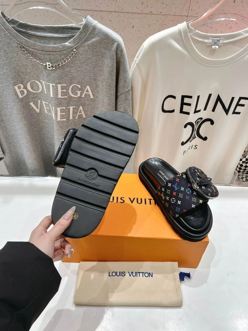 Louis Vuitton Slippers Durable 31791