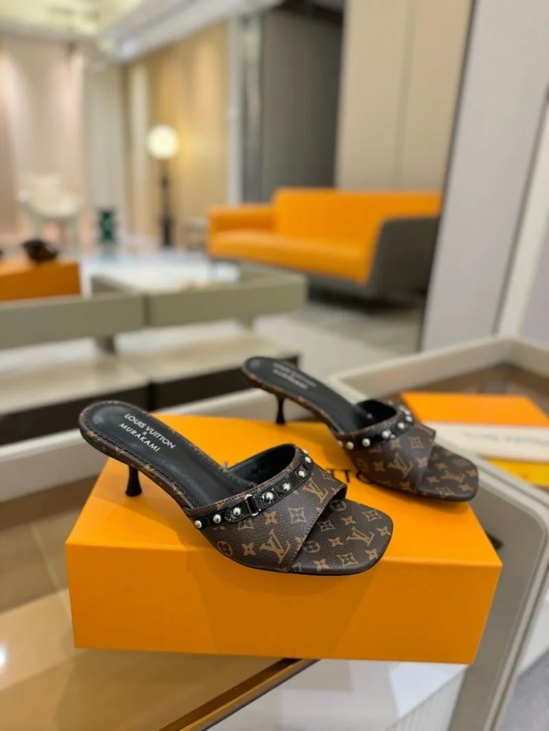 MoistureWicking Louis Vuitton Slippers 31783
