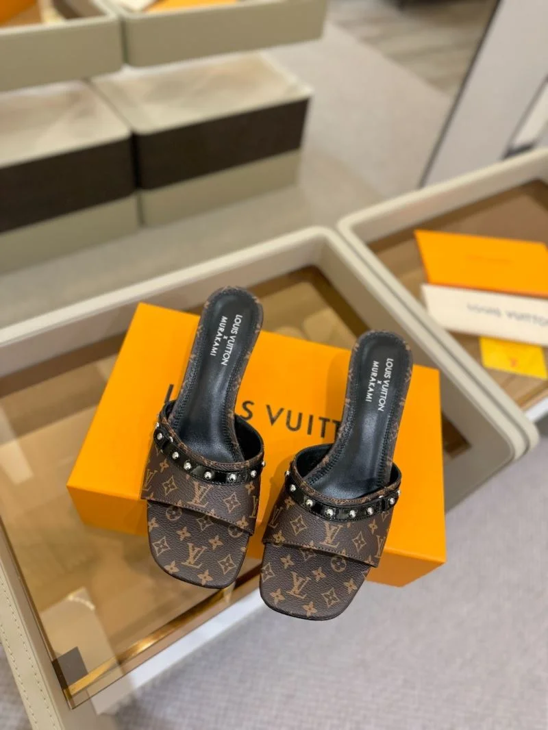 MoistureWicking Louis Vuitton Slippers 31783