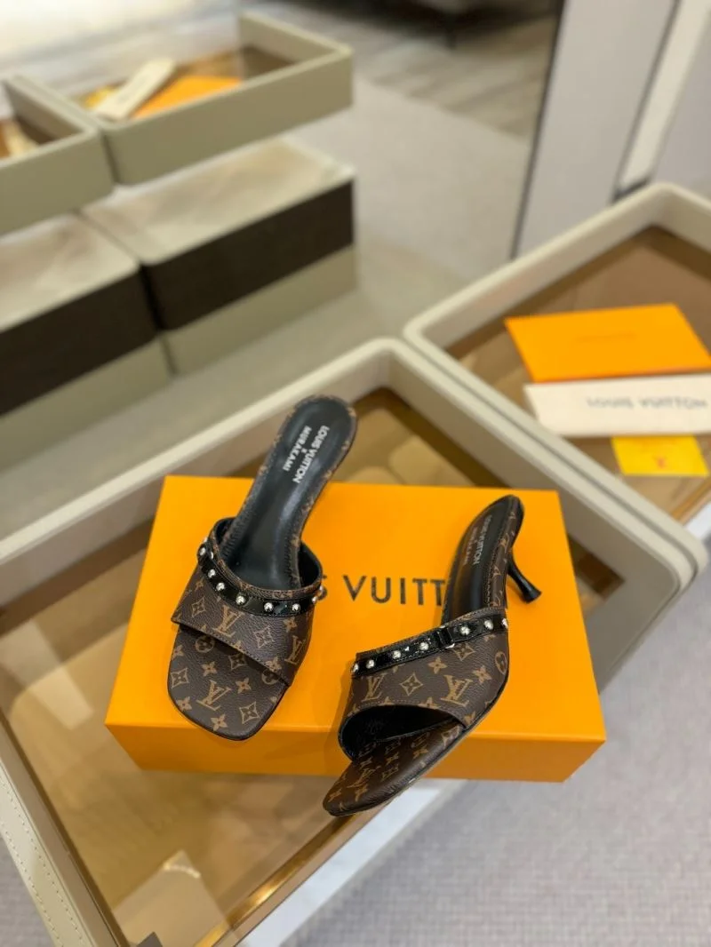 MoistureWicking Louis Vuitton Slippers 31783