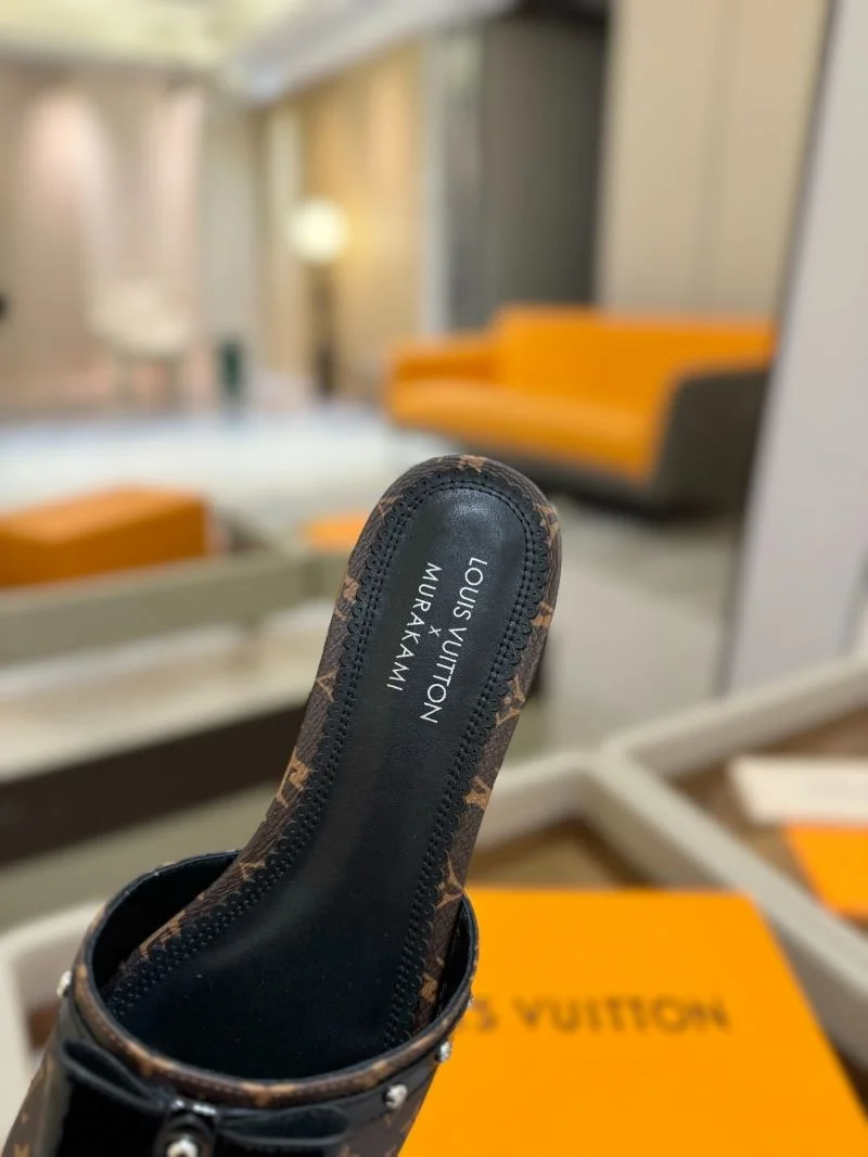 Sustainable Louis Vuitton Slippers 31772
