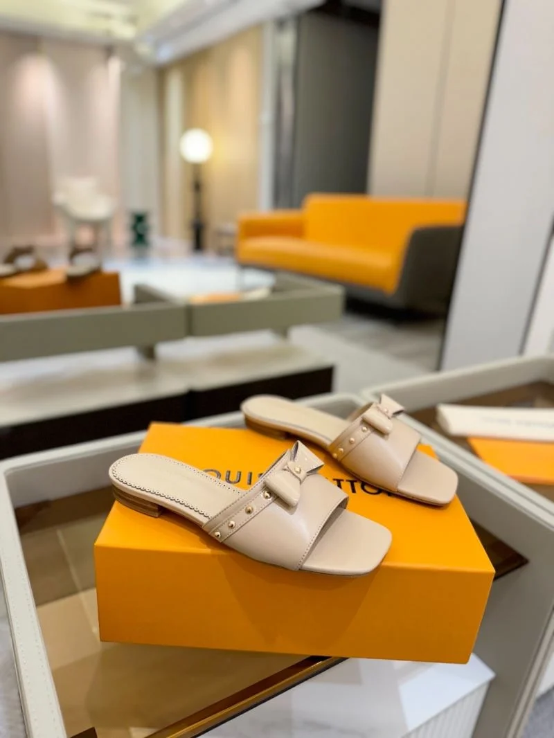 Seasonal Louis Vuitton Slippers 31779