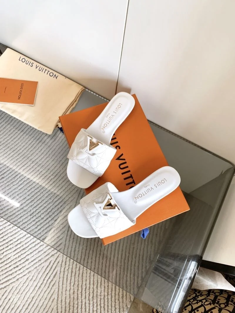 Stylish Louis Vuitton Slippers 31762