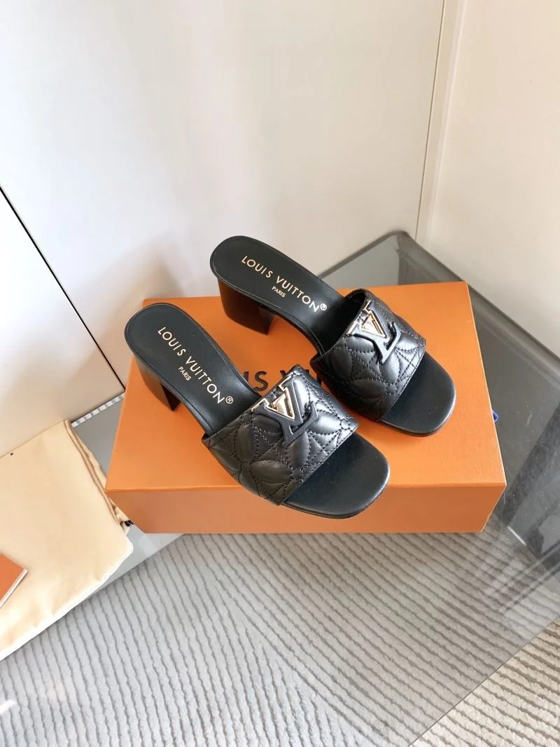Louis Vuitton Slippers Chic 31737