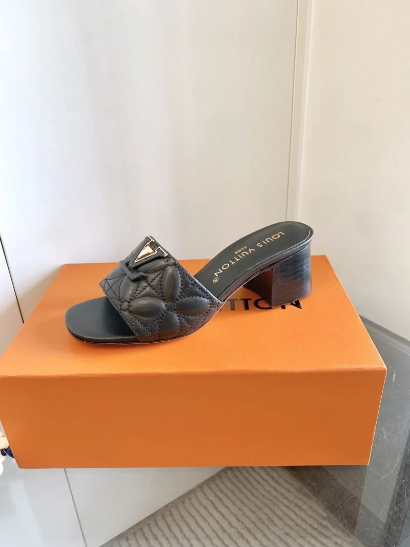 Louis Vuitton Slippers Chic 31737