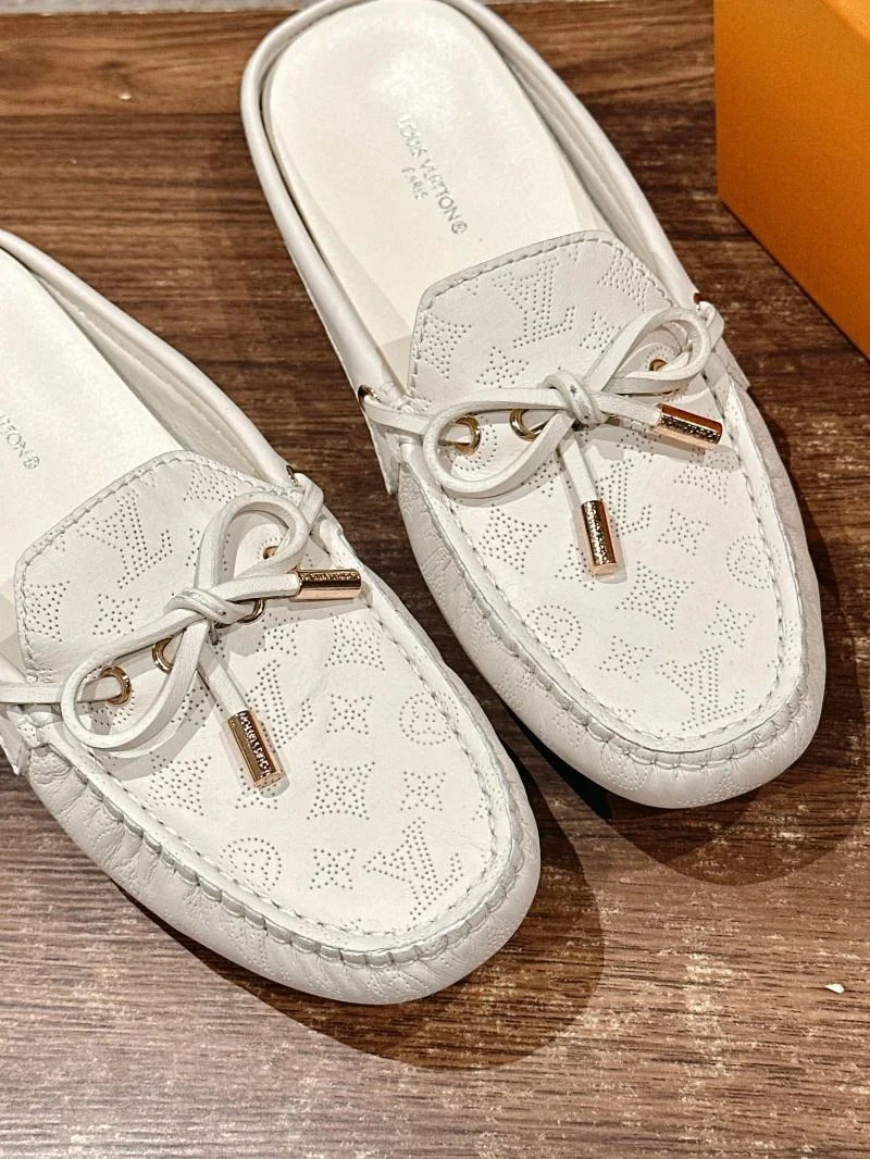 Louis Vuitton Slippers Unisex 31733