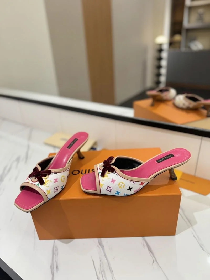 Lightweight Louis Vuitton Slippers 31757